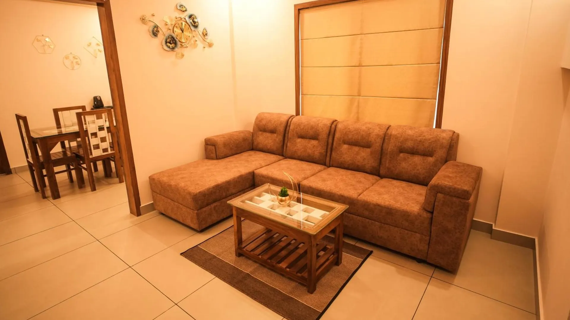 Ξενοδοχείο με διαμερίσματα Aj Wayanad Suites Kalpetta